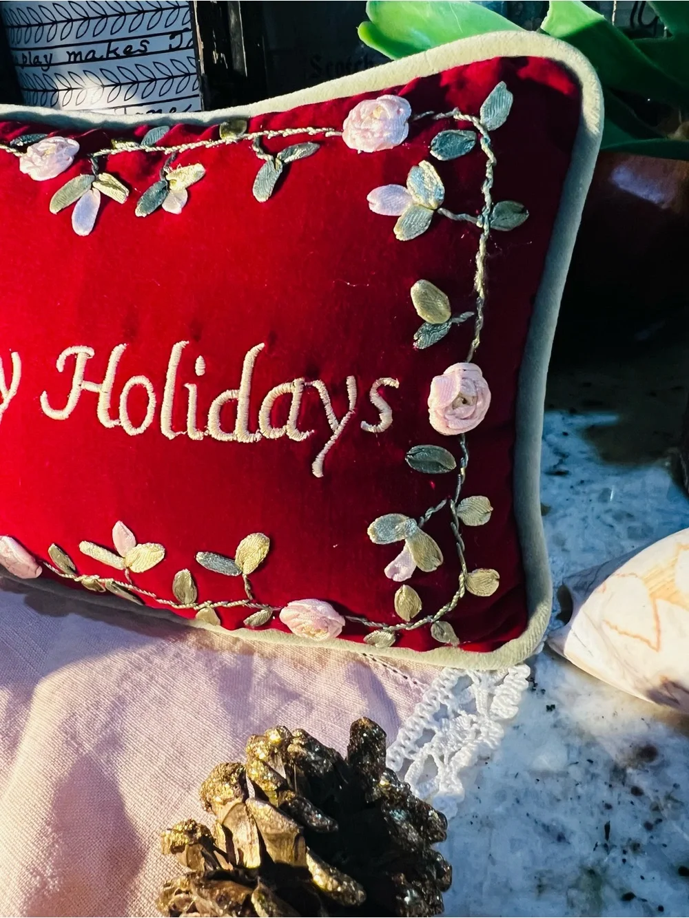 Embroidered 'Happy Holidays' Red Christmas Pillow Like New!